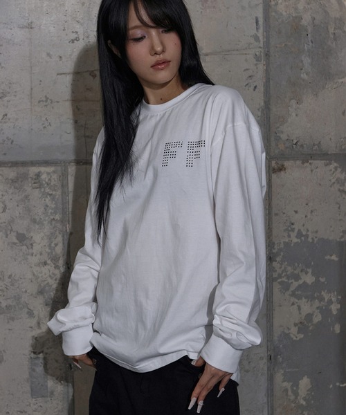 FANCY CLUB(ファンシークラブ)の「A'GEM/9 × .kom 『FANCY CLUB/ファンシークラブ』 FF LETTERING LONG SLEEVE/FF レタリング 長袖Tシャツ(Tシャツ/カットソー・レディース・ブラック/グレー/ホワイト・FREE)」の2枚目の写真