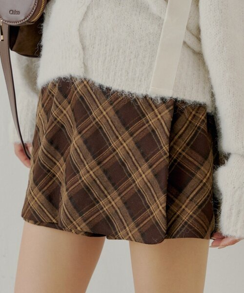 Chico（チコ）の「フロントラップミニスカパン（スカート・レディース・ベージュ/ブラウン系その他2/ブラック/ブラック系その他2・FREE）」の3枚目の写真