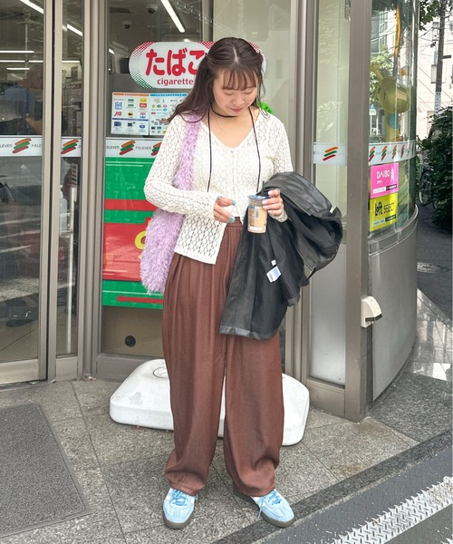 PILIT(ピリット)の「イージーワイドカーブパンツ(その他パンツ・レディース・ブルー/ブラック/ブラウン・MEDIUM)」の9枚目の写真