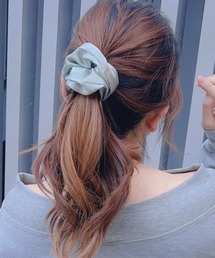 B.I.D.（ビーアイディー）の「《Bz》シンプルビッグシュシュ/ヘアゴム(RZ)（シュシュ）」