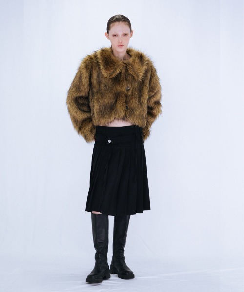VIAVANDA（ヴィアヴァンダ）の「FAKE FUR SHORT JACKET（その他アウター・レディース・イエロー/ブラウン・FREE）」の6枚目の写真