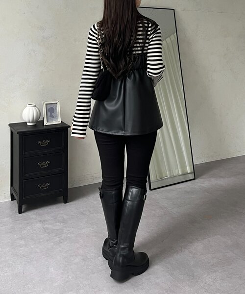 prose verse（プロズヴェール）の「フロントシャーリングペプラムレザービスチェ（キャミソール・レディース・ブラック・LARGE/MEDIUM）」の13枚目の写真