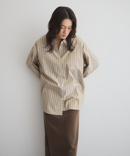 GARAGE OF GOOD CLOTHING（ガレージオブグッドクロージング）の「ストライプビッグシャツ（シャツ/ブラウス・レディース・ベージュ/サックスブルー・FREE）」の3枚目の写真