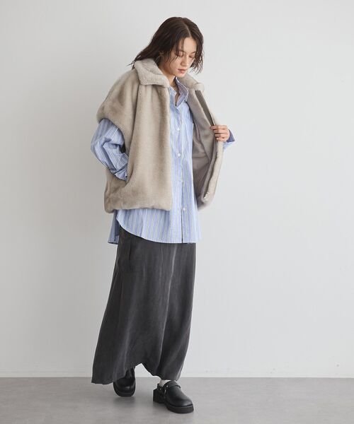 GARAGE OF GOOD CLOTHING（ガレージオブグッドクロージング）の「ストライプビッグシャツ（シャツ/ブラウス・レディース・ベージュ/サックスブルー・FREE）」の15枚目の写真