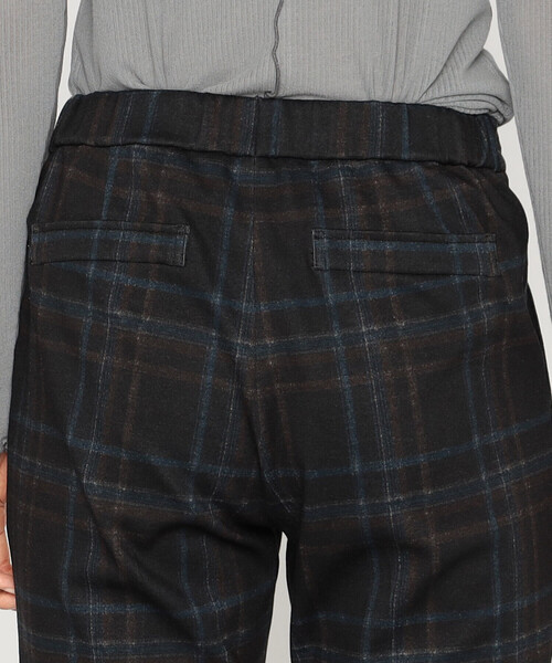 Gabardine K.T(ギャバジンケーティー)の「ハイテンション裏起毛 あったかパンツ(その他パンツ・レディース・ネイビー/ブラック/チャコール/ダークブラウン・9号/11号)」の20枚目の写真