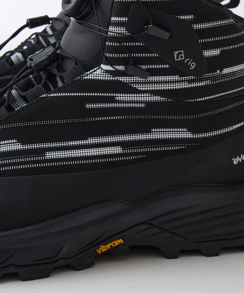 WHITE MOUNTAINEERING（ホワイトマウンテニアリング）の「【White Mountaineering/ホワイトマウンテニアリング】WM × RIG FOOTWEAR TEMBEA（スニーカー・メンズ・ブラック・26cm/27cm/28cm/29cm）」の3枚目の写真