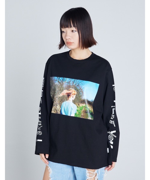 Little sunny bite(リトルサニーバイト)の「【RES】【Little Sunny Bite】Valerie Phillips x little sunny bite photo long tee(Tシャツ/カットソー・レディース・ブラック/ホワイト・SMALL)」の1枚目の写真
