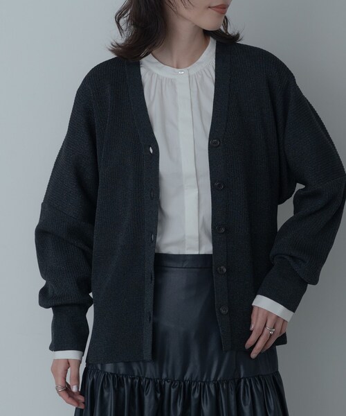 GALLEST（ギャレスト）の「【再入荷】フォルムリブニットカーディガン（カーディガン/ボレロ・レディース・ブラック/ベージュ/オレンジ・38）」の19枚目の写真