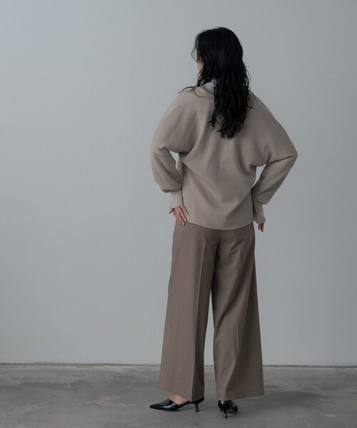 GALLEST（ギャレスト）の「【再入荷】フォルムリブニットカーディガン（カーディガン/ボレロ・レディース・ブラック/ベージュ/オレンジ・38）」の8枚目の写真