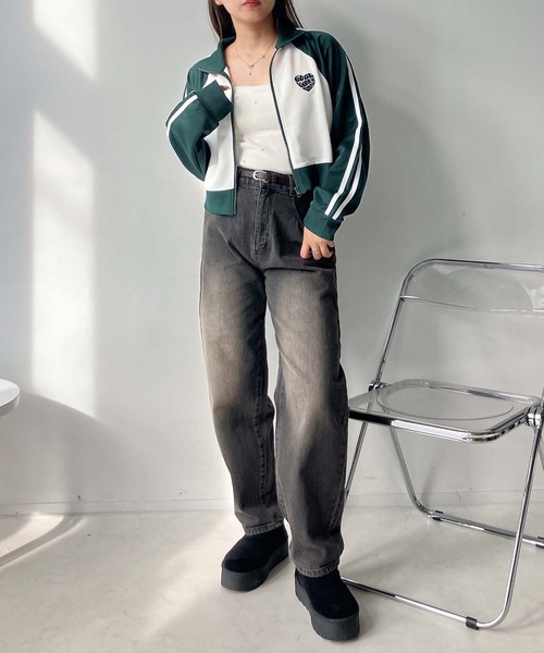 AS KNOW AS plus(アズノゥアズプラス)の「♪アソートデザイントラックジャケット(ジャージ・レディース・サックスブルー/ブラック/ネイビー系/グリーン系・FREE)」の9枚目の写真