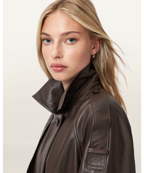 ALLSAINTS(オールセインツ)の「REED CROPPED LEATHER TRENCH | REED クロップド レザー トレンチ(トレンチコート・レディース・ブラウン系その他・XS/S/M/L)」の10枚目の写真