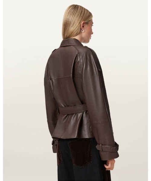 ALLSAINTS(オールセインツ)の「REED CROPPED LEATHER TRENCH | REED クロップド レザー トレンチ(トレンチコート・レディース・ブラウン系その他・XS/S/M/L)」の7枚目の写真