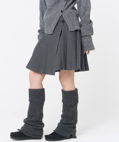 Miseki SEOUL(ミセキソウル)の「WABI ORIGAMI PLEATS MIDI SKIRT(スカート・レディース・チャコールグレー/ダークグレー・1/2)」の16枚目の写真