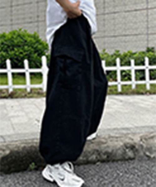 SallyLunn(サリーラン)の「ルーズカーゴチノパン(チノパンツ・メンズ・ベージュ/カーキ/ブラック・L/M)」の4枚目の写真