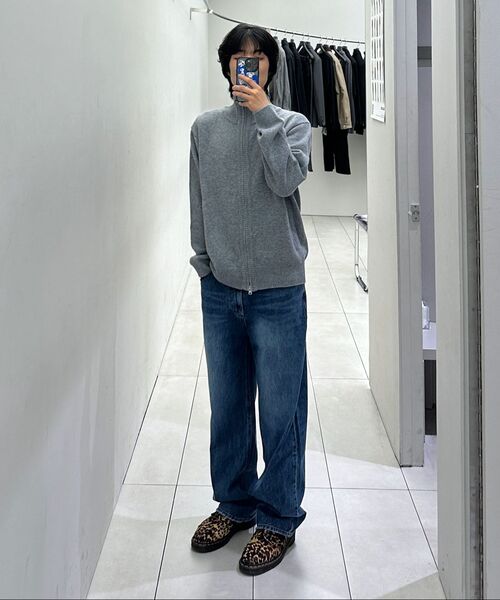 INSILENCE(インサイロンス)の「カンディアーニ セミワイドデニムパンツ BLUE(デニムパンツ・レディース・その他・MEDIUM/LARGE/SMALL)」の4枚目の写真