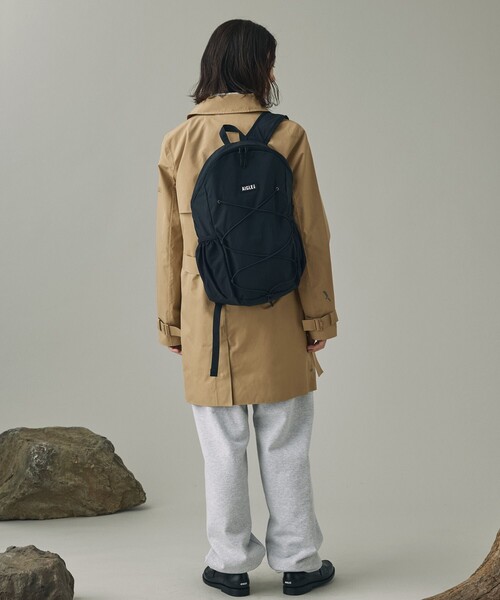 AIGLE（エーグル）の「GORE-TEX ゴアテックス 防風 防水 透湿 ミドルトレンチコート / フード取り外し可（トレンチコート・レディース・ベージュ/ブラック・36/38/40）」の7枚目の写真