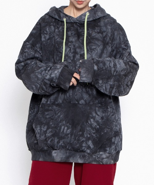 PUNYUS(プニュズ)の「タイダイパーカー(パーカー・レディース・ブラック/ブラウン・3/4)」の16枚目の写真