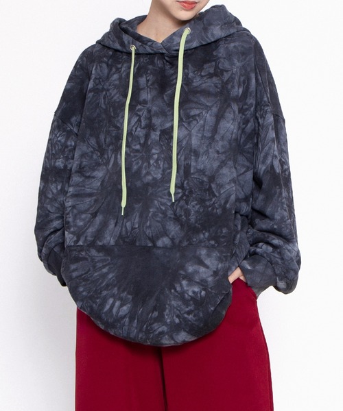 PUNYUS(プニュズ)の「タイダイパーカー(パーカー・レディース・ブラック/ブラウン・3/4)」の18枚目の写真