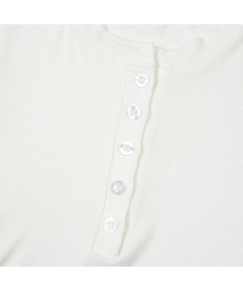 MOAA(モア)の「ヘンリーネックサイドシャーリングロングスリーブ (ホワイト)(Tシャツ/カットソー・レディース・その他・SMALL/MEDIUM)」の4枚目の写真