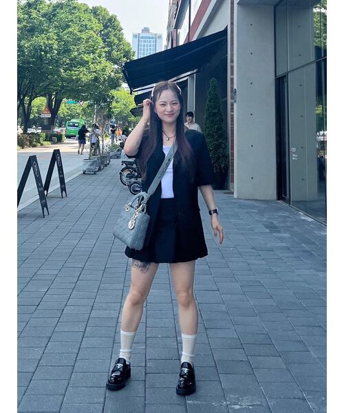 MUSINSA STANDARD WOMAN（ムシンサスタンダードウーマン）の「ウィメンズコットンプリーツミニスカート[ブラック]（スカート・レディース・その他・SMALL/MEDIUM/LARGE/X-SMALL）」の3枚目の写真
