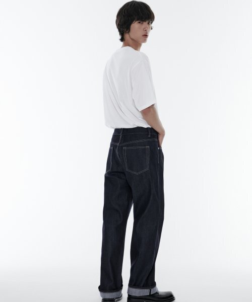 MUSINSA STANDARD（ムシンサスタンダード）の「セルビジレギュラーフィットデニムパンツ [ディープインディゴ]（デニムパンツ・メンズ・その他・31/33/26/27/28/29/38/42/36/34/32/30/40）」の2枚目の写真