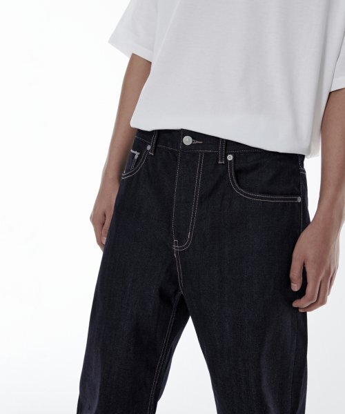 MUSINSA STANDARD（ムシンサスタンダード）の「セルビジレギュラーフィットデニムパンツ [ディープインディゴ]（デニムパンツ・メンズ・その他・31/33/26/27/28/29/38/42/36/34/32/30/40）」の4枚目の写真