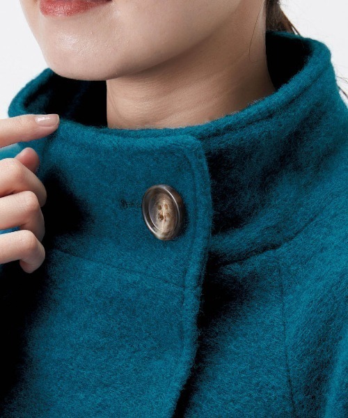 IEDIT（イディット）の「ＩＥＤＩＴ　ウール混スライバー素材で軽やか　スタンドカラーで顔まわり華やか　スライバーショートコート（その他アウター・レディース・ブルーグリーン/ブラック・M/L/LL/3L/4L/S）」の12枚目の写真