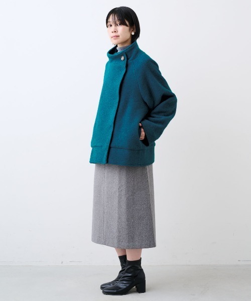 IEDIT（イディット）の「ＩＥＤＩＴ　ウール混スライバー素材で軽やか　スタンドカラーで顔まわり華やか　スライバーショートコート（その他アウター・レディース・ブルーグリーン/ブラック・M/L/LL/3L/4L/S）」の10枚目の写真