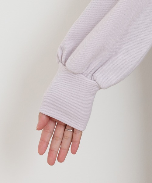 OMNES（オムネス）の「リブボリューム袖カーディガン長袖（カーディガン/ボレロ・レディース・ラベンダー/アイボリー/ホワイト×ブラック・FREE）」の21枚目の写真