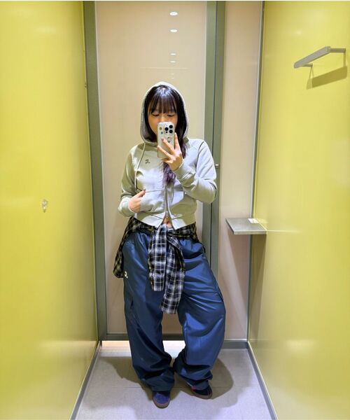 Rest&Recreation（レストアンドレクリエーション）の「WIDE CARGO PANTS - BLUE（その他パンツ・レディース・その他・SMALL/LARGE）」の6枚目の写真