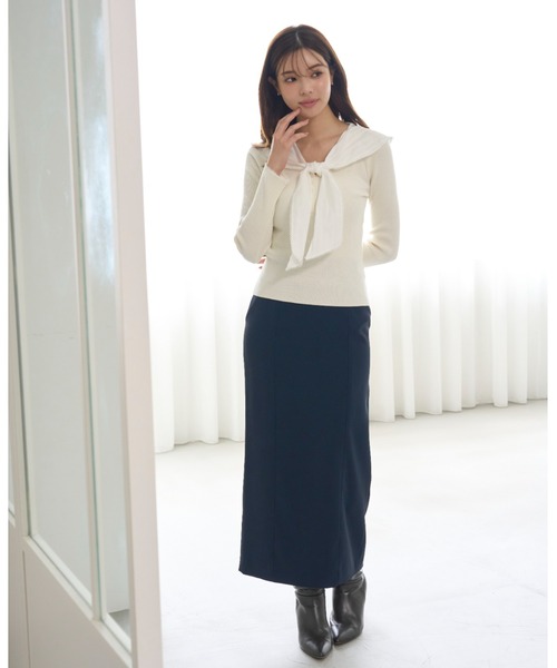 SNIDEL(スナイデル)の「Sustainableスカーフブラウスドッキングプルオーバー(ニット/セーター・レディース・グレー/アイボリー/ダークネイビー・F)」の11枚目の写真