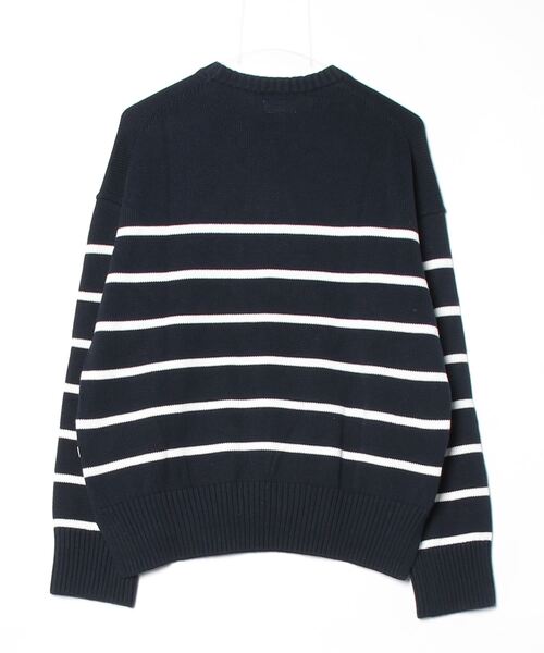 GUESS JEANS（ゲスジーンズ）の「GUESS JEANS Long Sleeves Crew Neck Striped Sweater ニットトップス（ニット/セーター・レディース・ネイビー×ホワイト/ホワイト×ネイビー・X-SMALL/LARGE/MEDIUM/SMALL）」の20枚目の写真