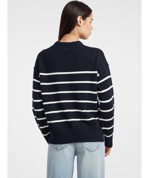 GUESS JEANS（ゲスジーンズ）の「GUESS JEANS Long Sleeves Crew Neck Striped Sweater ニットトップス（ニット/セーター・レディース・ネイビー×ホワイト/ホワイト×ネイビー・X-SMALL/LARGE/MEDIUM/SMALL）」の3枚目の写真
