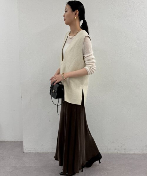 LOUNGEDRESS（ラウンジドレス）の「ウールジレ（ベスト・レディース・アイボリー/ブラック/モカ・FREE）」の6枚目の写真