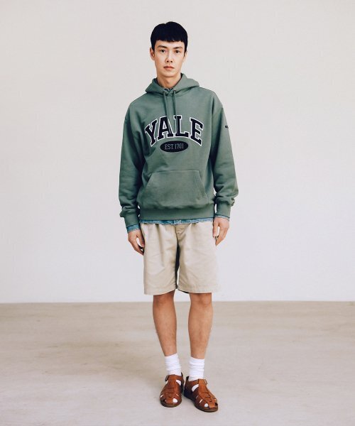 YALE（イェール）の「ツートンアーチフード_ライトカーキ（パーカー・メンズ・その他・SMALL/MEDIUM/LARGE/X-LARGE）」の8枚目の写真
