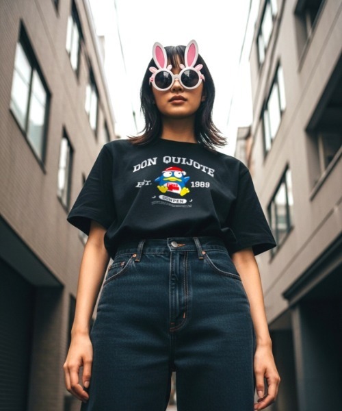 ドン・キホーテ(ドンキホーテ)の「「ドン・キホーテ×ZOZOTOWN」 DONPEN College T-SHIRT(Tシャツ/カットソー・メンズ・ブラック・X-LARGE/LARGE/MEDIUM/SMALL)」の1枚目の写真