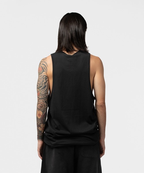 FOG ESSENTIALS(エフオージーエッセンシャルズ)の「ESSENTIALS Vintage Fit Tank エッセンシャルズ(タンクトップ・メンズ・ブラック系その他/グレー系その他・SMALL/MEDIUM/LARGE/X-LARGE)」の9枚目の写真
