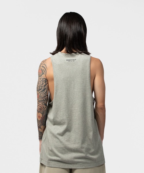 FOG ESSENTIALS(エフオージーエッセンシャルズ)の「ESSENTIALS Vintage Fit Tank エッセンシャルズ(タンクトップ・メンズ・ブラック系その他/グレー系その他・SMALL/MEDIUM/LARGE/X-LARGE)」の7枚目の写真