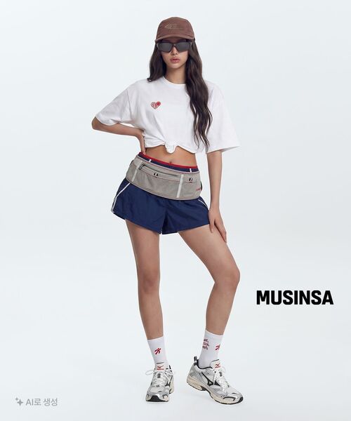 MENASOO(ミナス)の「RUNNING TRACK NYLON SHORTS_NAVY(その他パンツ・レディース・その他・S/M)」の16枚目の写真