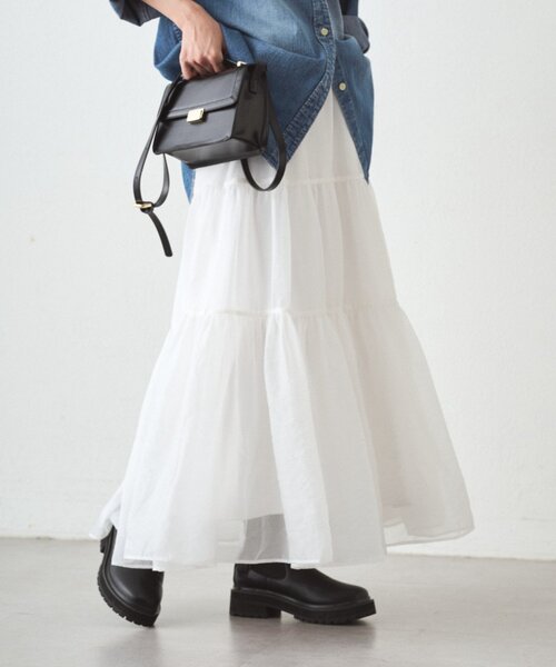 LOUNGEDRESS（ラウンジドレス）の「オーガンジーティアードスカート（スカート・レディース・オフホワイト・FREE）」の9枚目の写真