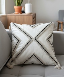 yield（イールド）の「【yield select】幾何学モチーフ 刺繍デザイン 45×45cm クッションカバー YW1CC（クッション/クッションカバー）」