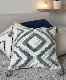 yield（イールド）の「【yield select】幾何学モチーフ 刺繍デザイン 45×45cm クッションカバー YW1CC（クッション/クッションカバー）」