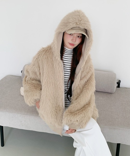 by LEGNA(バイレグナ)の「【2WAY】リバーシブルフェイクファーパーカー(その他アウター・レディース・モカ/グレー・LARGE/MEDIUM)」の20枚目の写真
