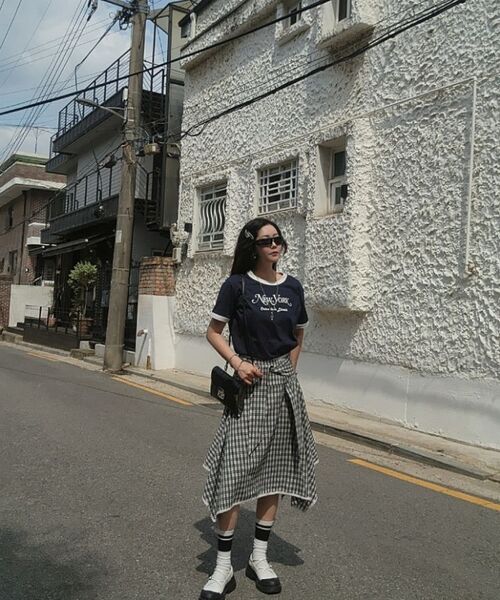 ECORR（エコル）の「[ユニセックス] クローバー刺繍半袖Tシャツ_黒（Tシャツ/カットソー・レディース・その他・1/2/3/WS）」の3枚目の写真