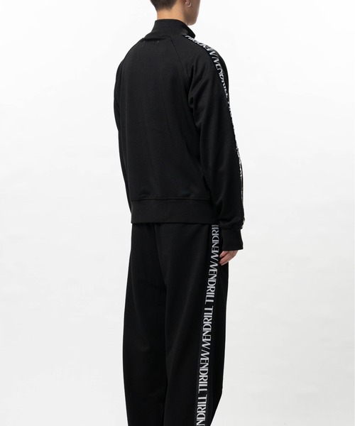 Mendrill(メンドリル)の「Mendrill Track Jacket(ジャージ・メンズ・ブラック/パープル・M/S/L)」の4枚目の写真