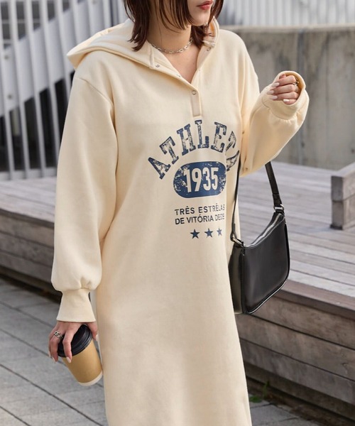 ATHLETA（アスレタ）の「［ athleta ］裏起毛スウェットフーディワンピース（ワンピース・レディース・アイボリー/ネイビー/杢グレー・M）」の2枚目の写真