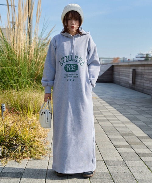 ATHLETA（アスレタ）の「［ athleta ］裏起毛スウェットフーディワンピース（ワンピース・レディース・アイボリー/ネイビー/杢グレー・M）」の13枚目の写真