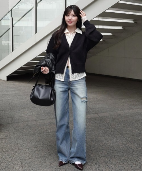 SENEE(セニー)の「front hook lace cardigan(フロントホックレースカーディガン)(カーディガン/ボレロ・レディース・アイボリー/ブラック・FREE)」の5枚目の写真