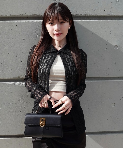 SENEE(セニー)の「front hook lace cardigan(フロントホックレースカーディガン)(カーディガン/ボレロ・レディース・アイボリー/ブラック・FREE)」の9枚目の写真