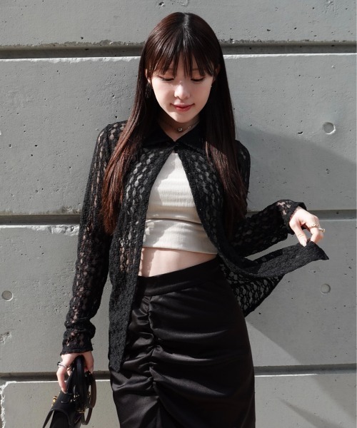 SENEE(セニー)の「front hook lace cardigan(フロントホックレースカーディガン)(カーディガン/ボレロ・レディース・アイボリー/ブラック・FREE)」の15枚目の写真